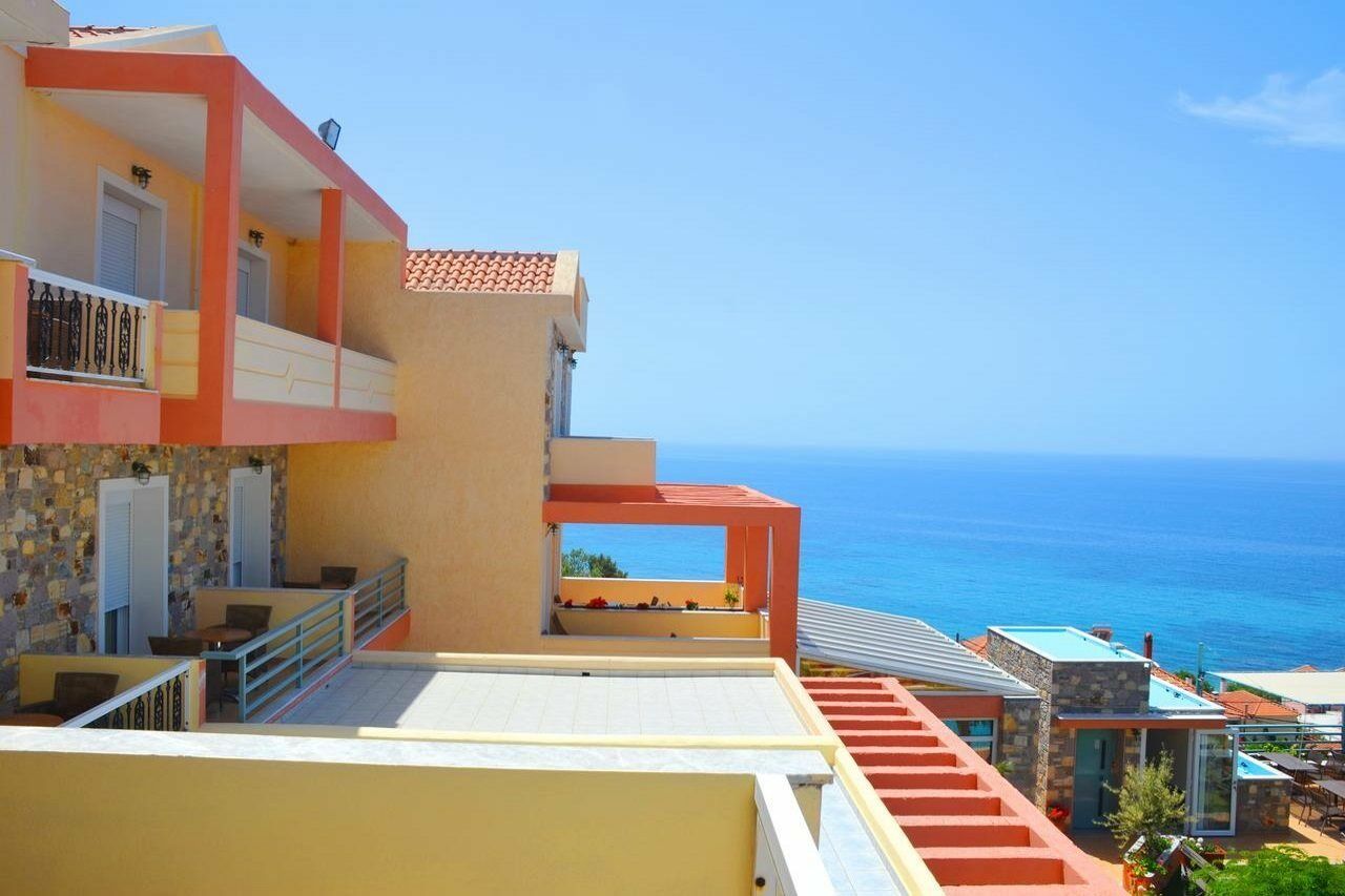 Hotel Vicky II Plomari Exterior photo